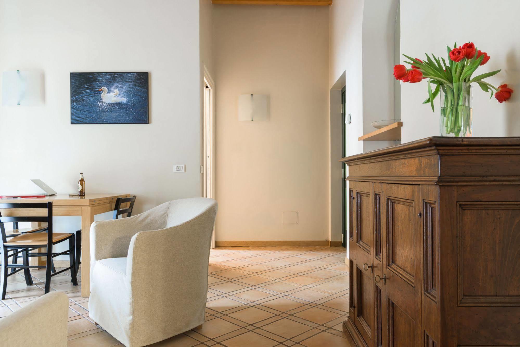 Ascanio Sforza - Suites & Apartments Milano Eksteriør billede