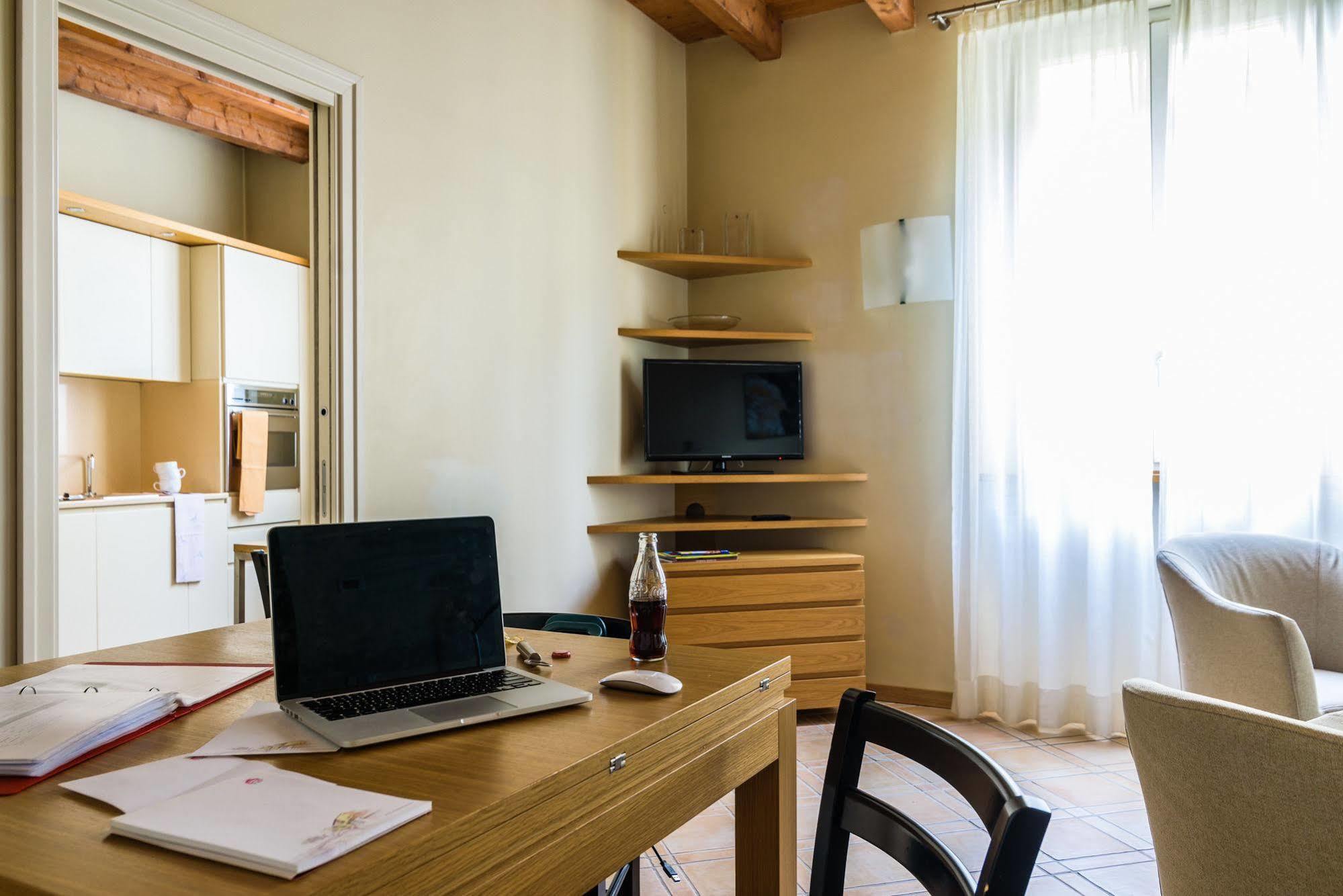 Ascanio Sforza - Suites & Apartments Milano Eksteriør billede
